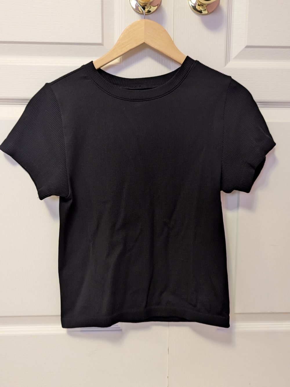 Old Navy Black Ribbed Short Sleeve Tee